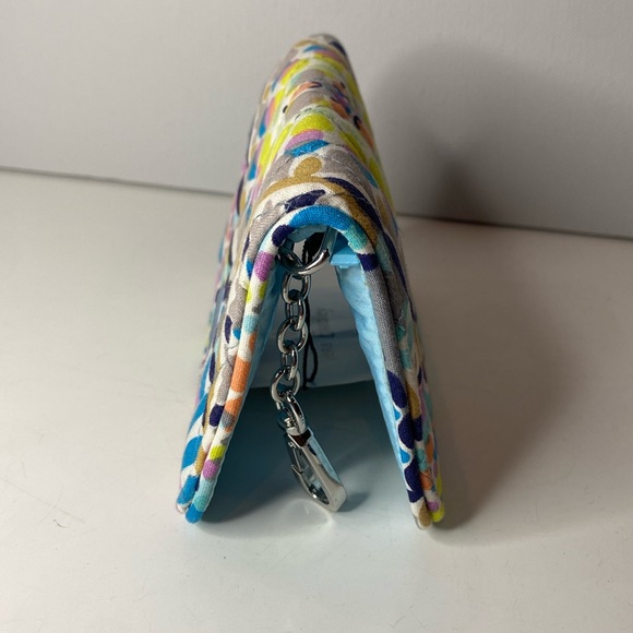 Vera Bradley RFID Small Bifold Wallet, Sunny Medallion fabric New With Tags NWT - Picture 2 of 14